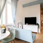 The Cherry Tree House Apartment
