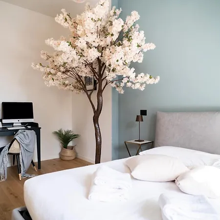Apartment The Cherry Tree House