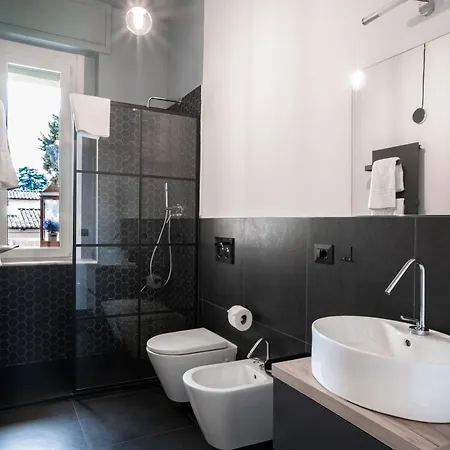 The Cherry Tree House Apartment